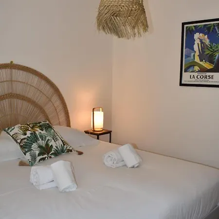 Bergerie Avec Piscine A Vue Maquis