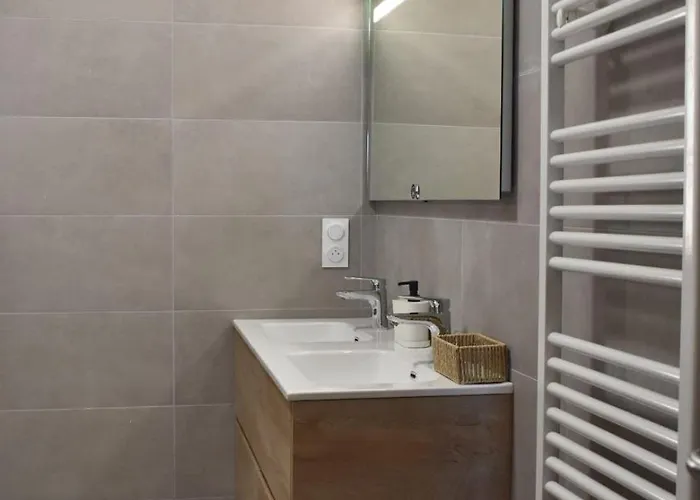 Bergerie Avec Piscine A Vue Maquis *