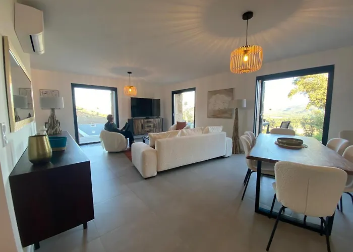 Bergerie Avec Piscine à Vue Maquis Villa